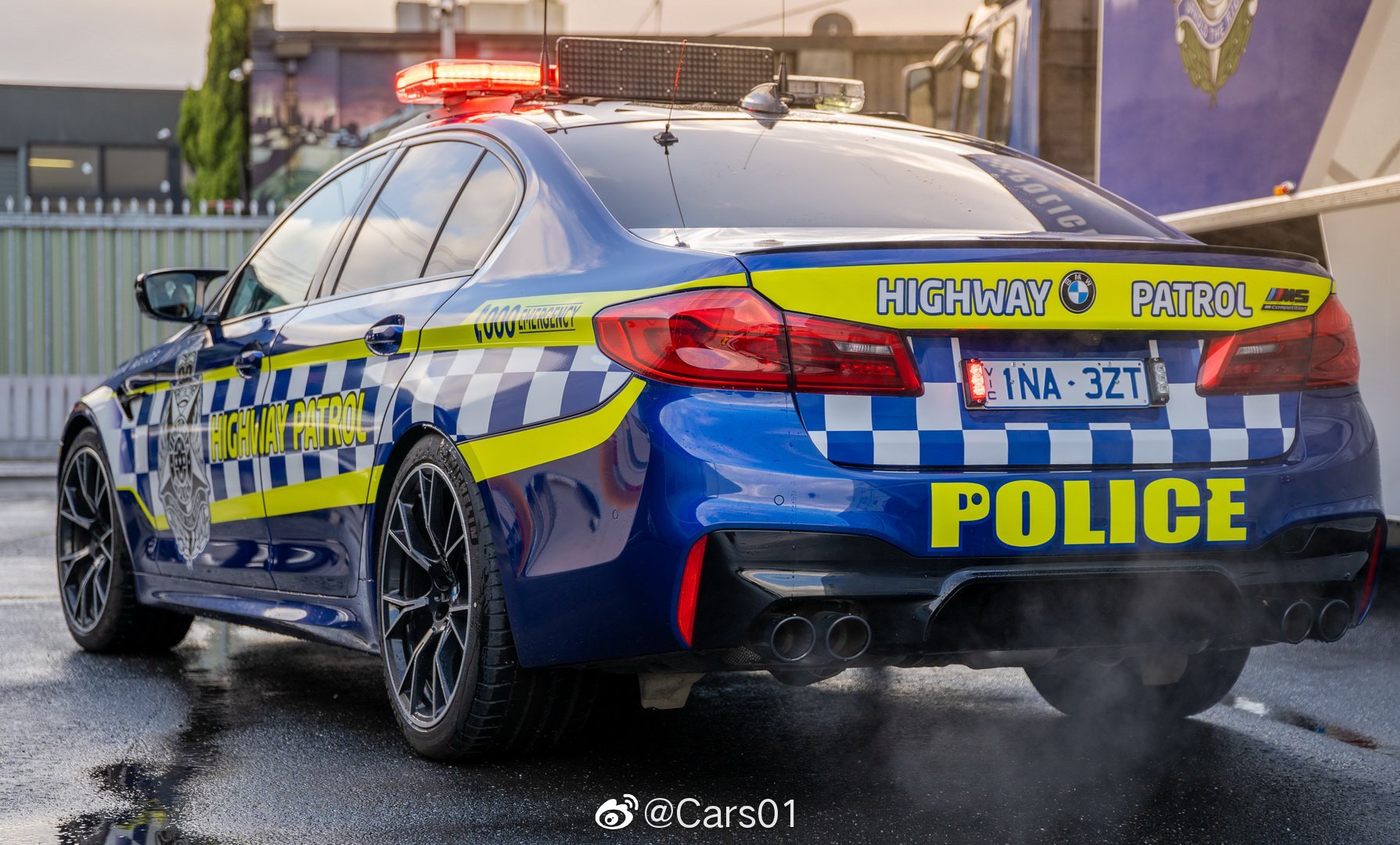 澳大利亚-维多利亚警察局装备一台宝马M5 Co
