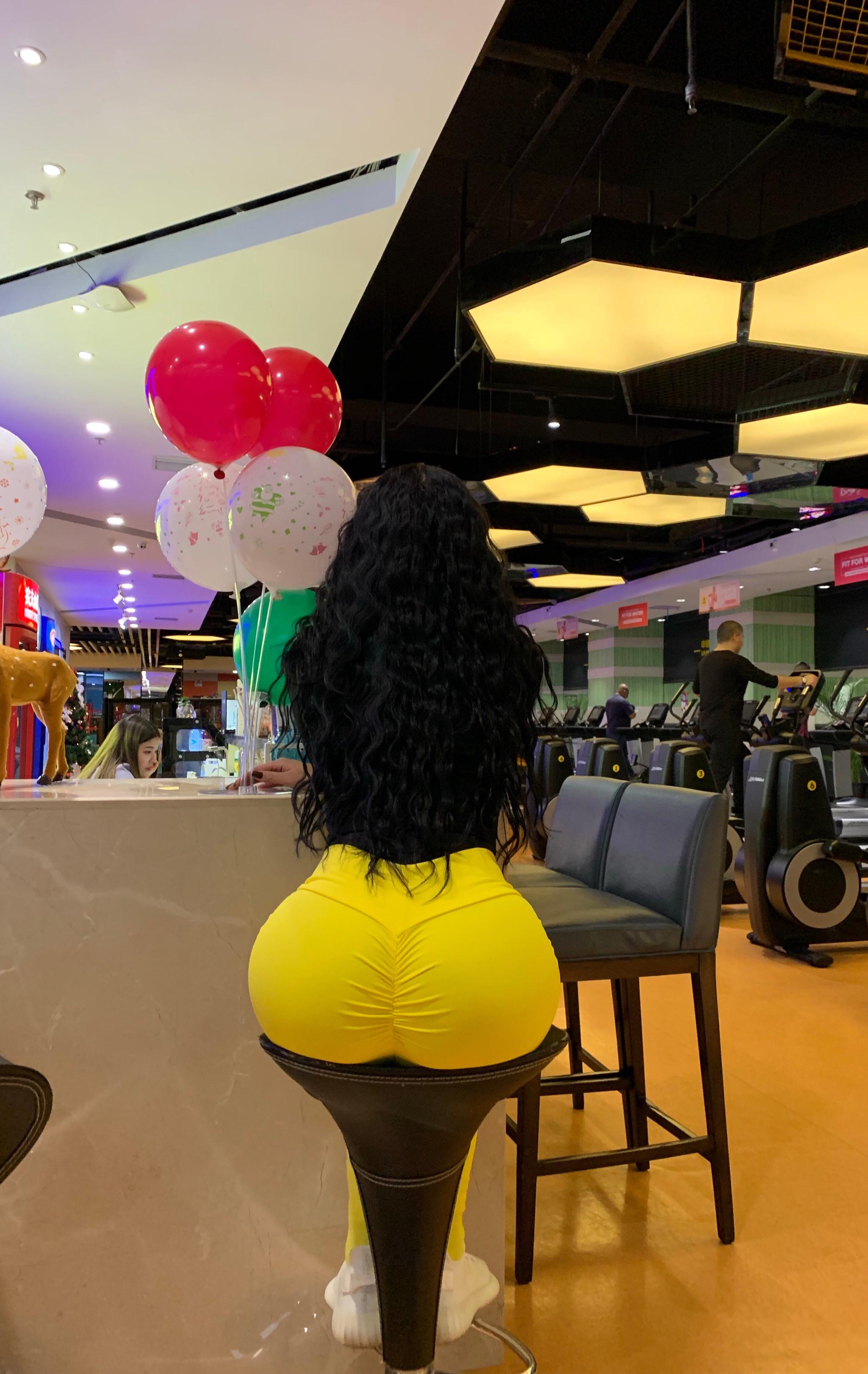 健身的小姐姐才会有的蜜桃臀.|小姐姐|蜜桃|健身_新浪新闻