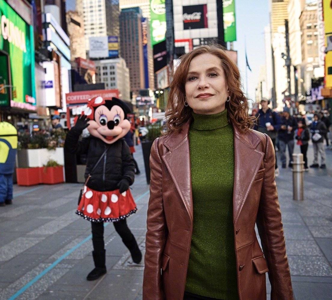 于阿姨伊莎贝尔·于佩尔的"paris match"杂志新大片