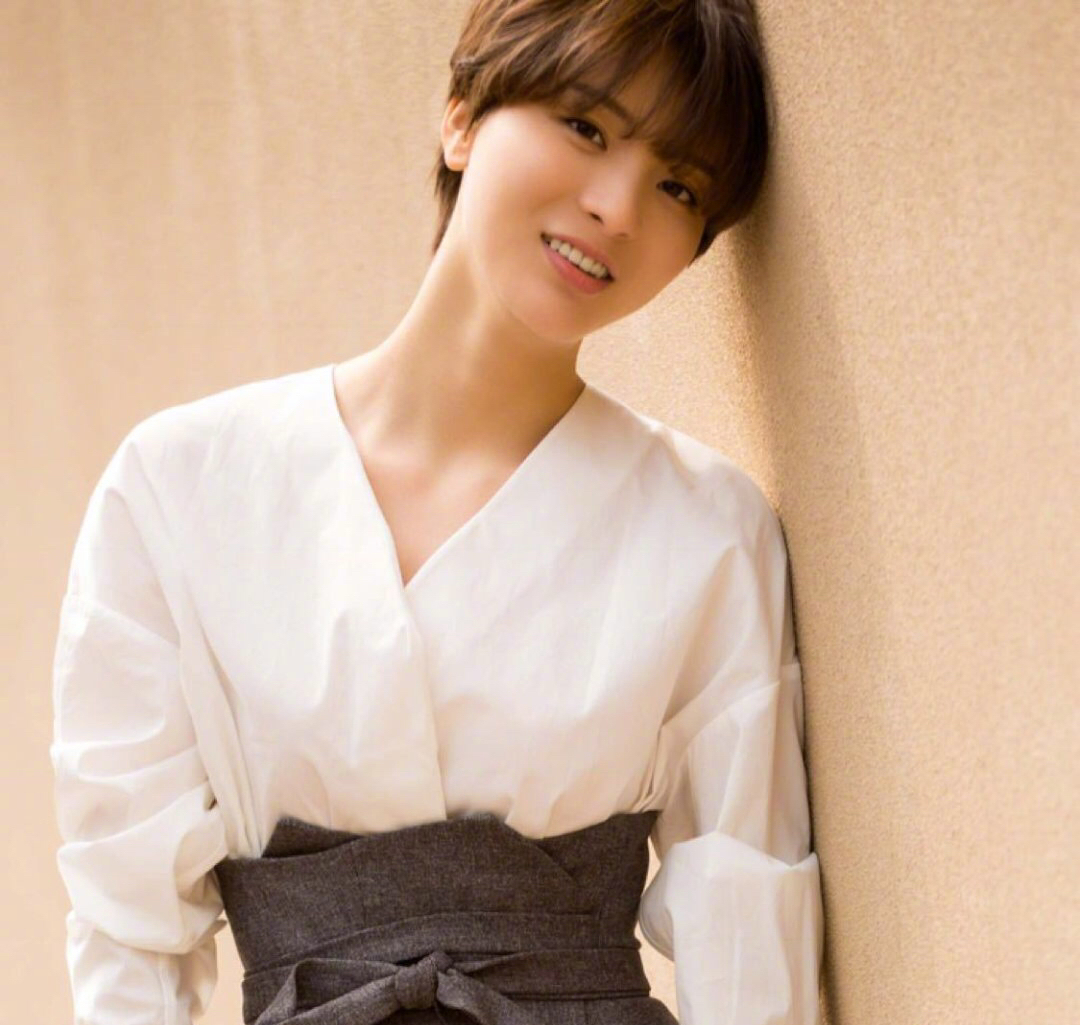 香港电影导演陈嘉上已经和小30岁女友夏沫侨结婚