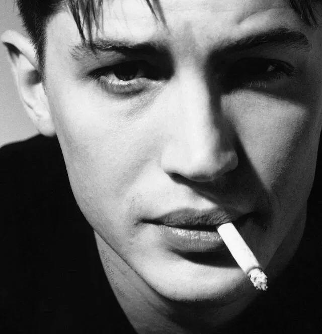 汤姆哈迪汤老湿从满身肥肉到一身腱子肉从戒毒所到奥斯卡