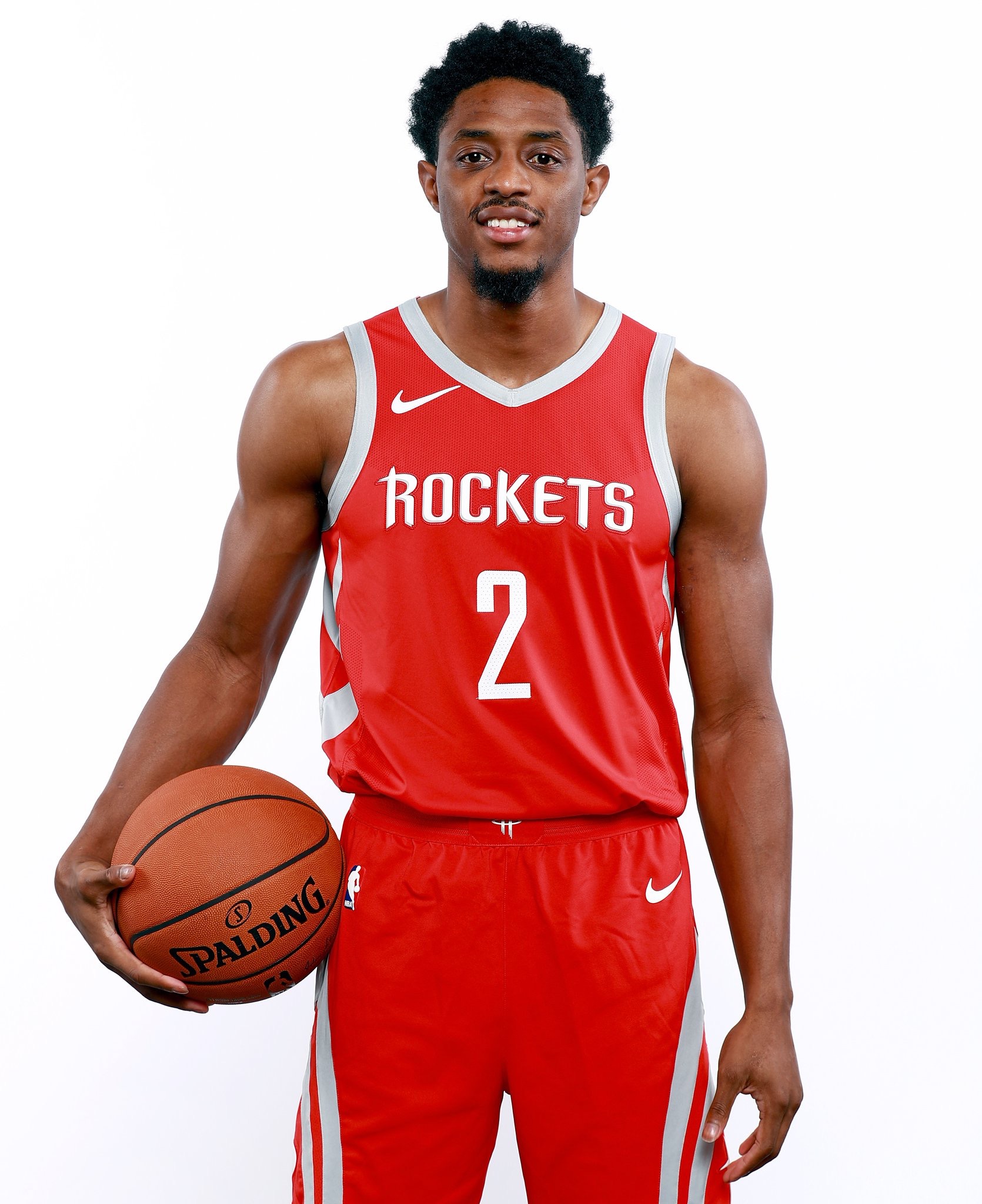 签,骑士得到布兰登奈特,马基斯克里斯和火箭的一个受保护的首轮选秀权