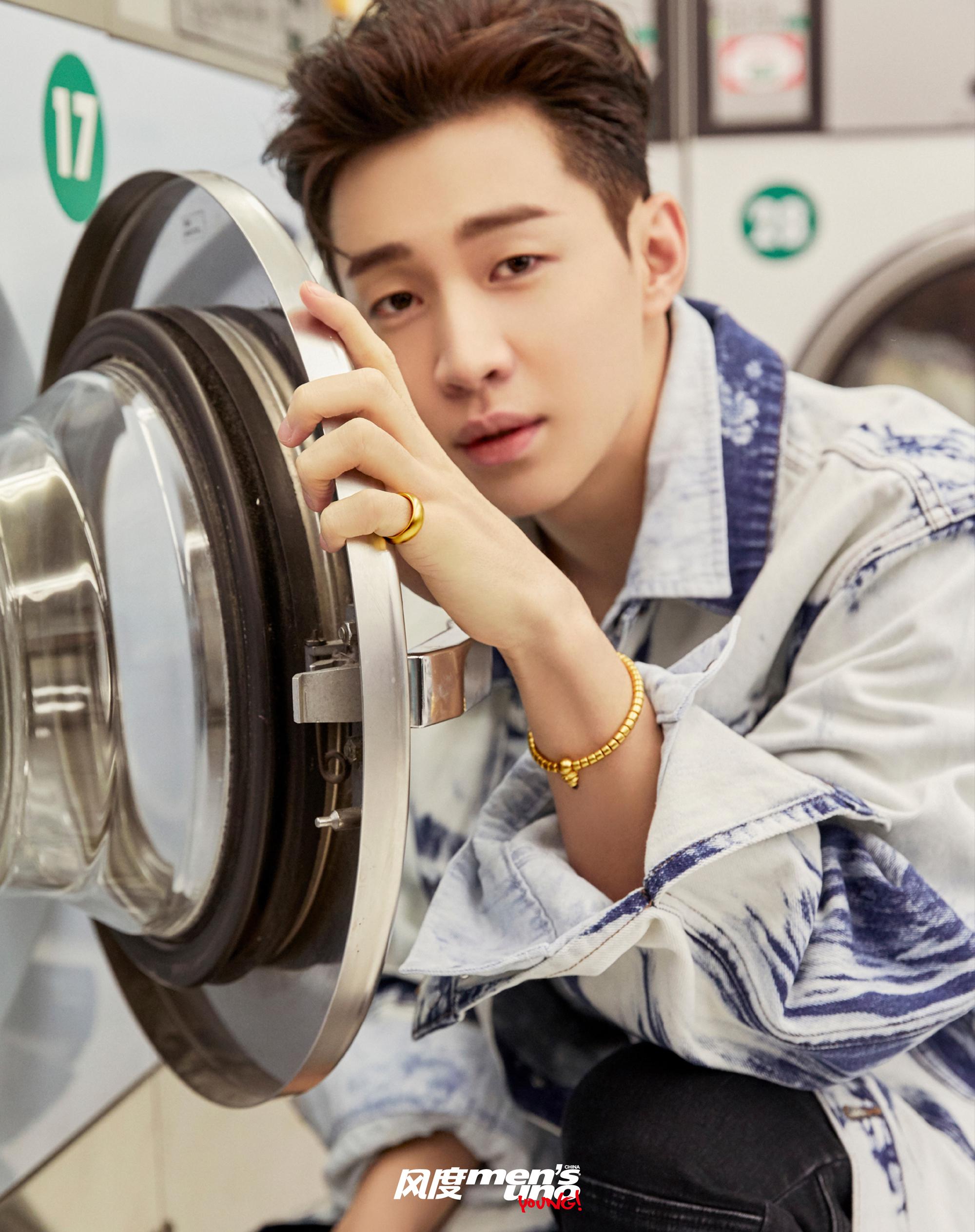 《风度mens uno young!》3月@刘宪华henry-lau 街拍大片