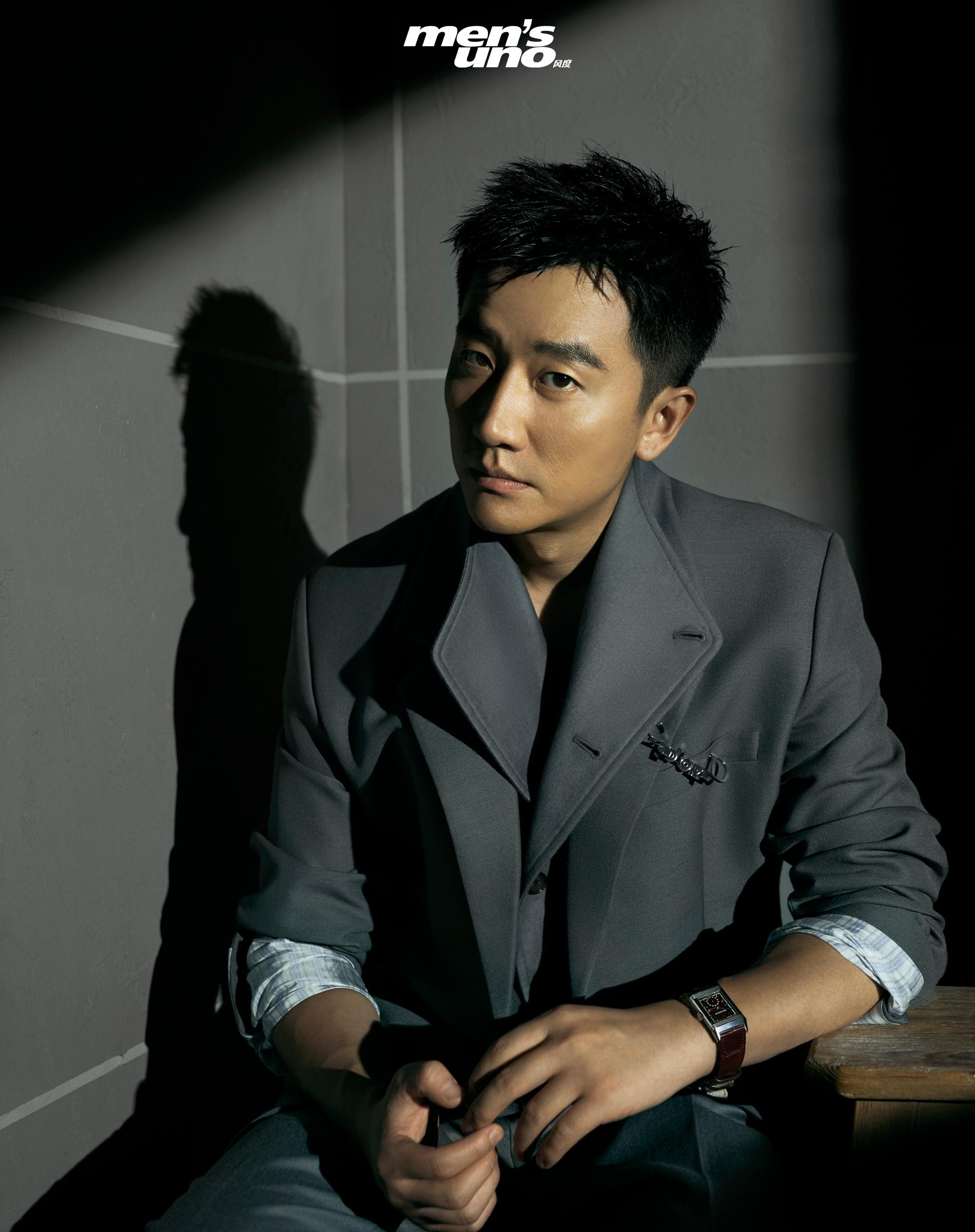 黄轩的微博 登上《风度mens uno》10月号封面