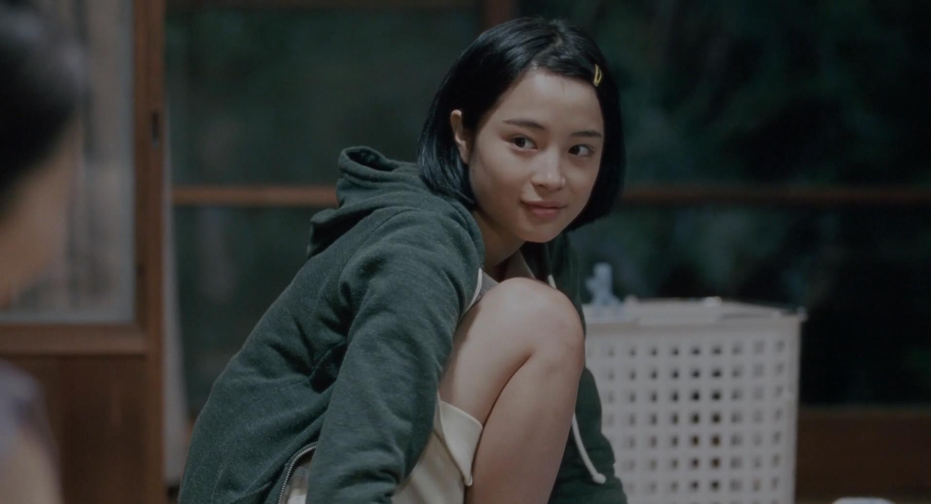 《海街日记》中的广濑铃 春天般的女孩 676767~__财经头条