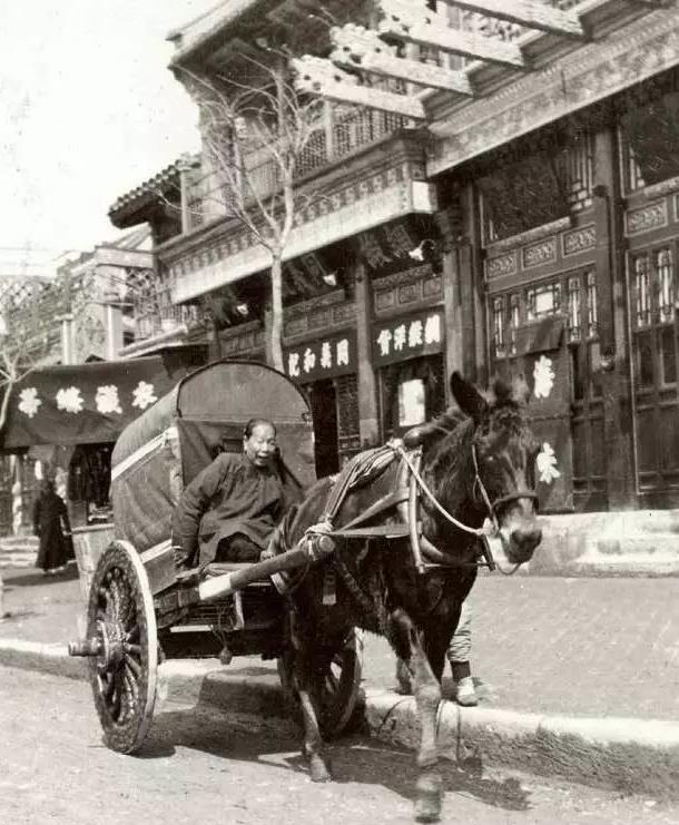 历史经典老照片，感受一下民国时期的不一样|民国时期|经典|历史_新浪新闻