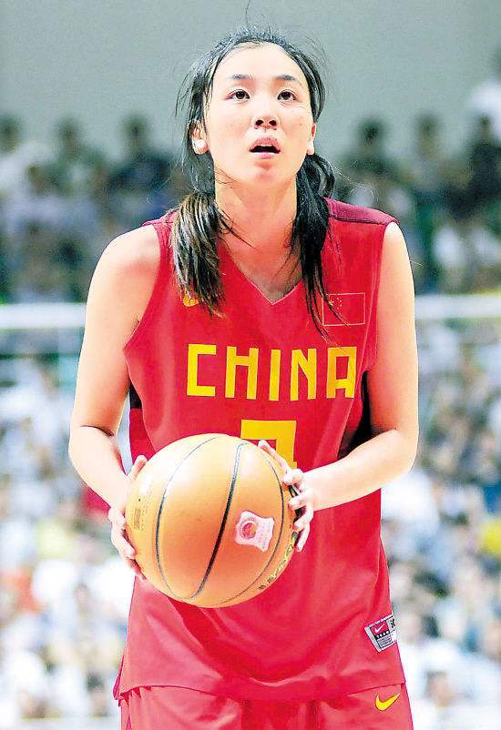 中国职业女子篮球运动员——前锋赵爽