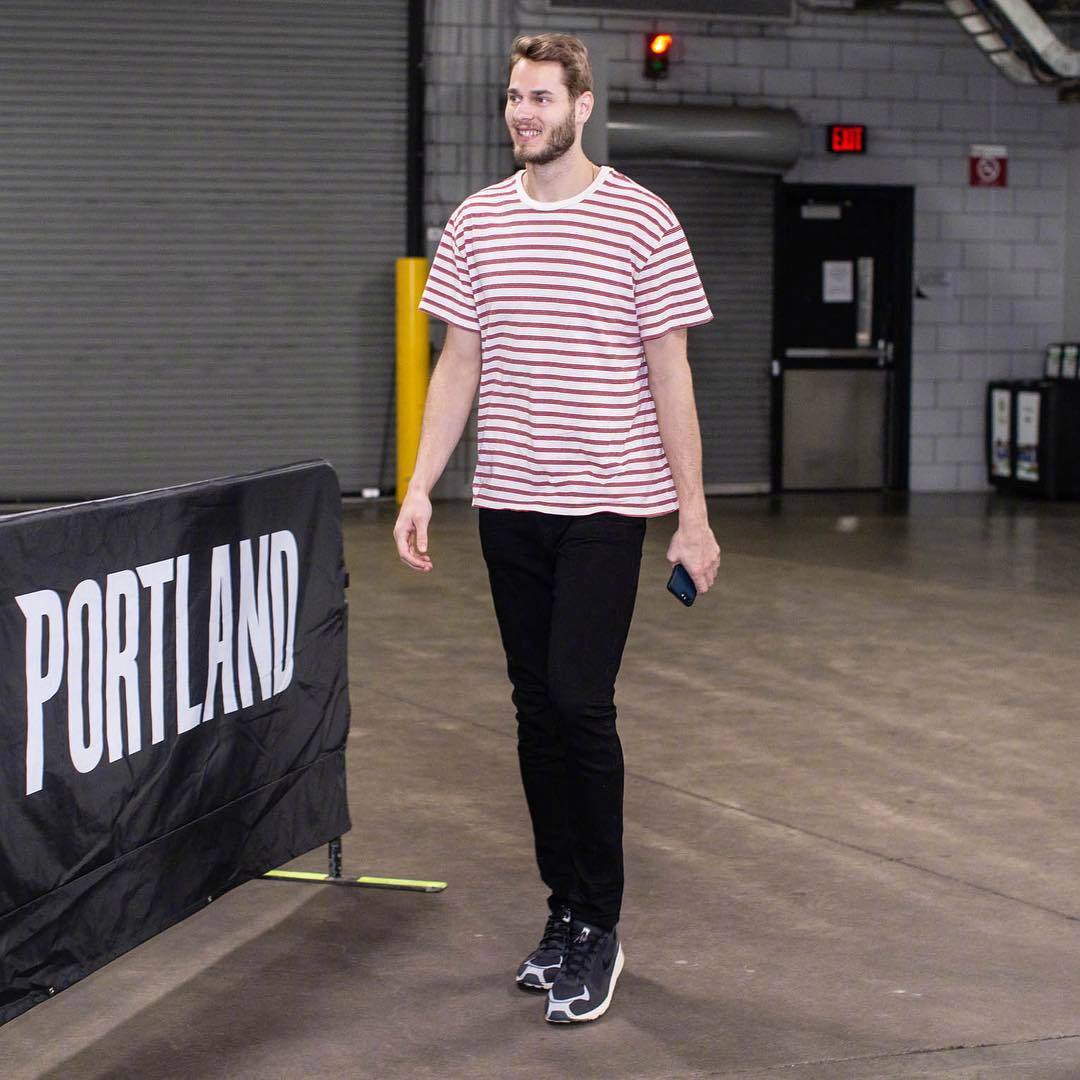 波特兰男模队再次上线莱昂纳德柯林斯领衔