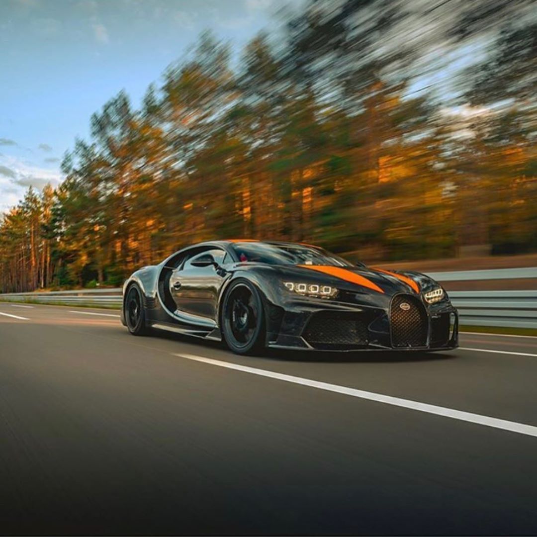 布加迪王者chironsupersport300