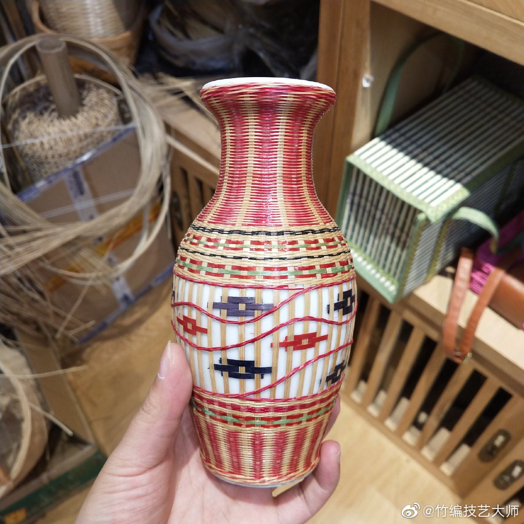 分享图片在殷商时代，竹藤的 编织 纹样丰富起来|竹藤|纹样|方格纹|米字|竹编_新浪新闻