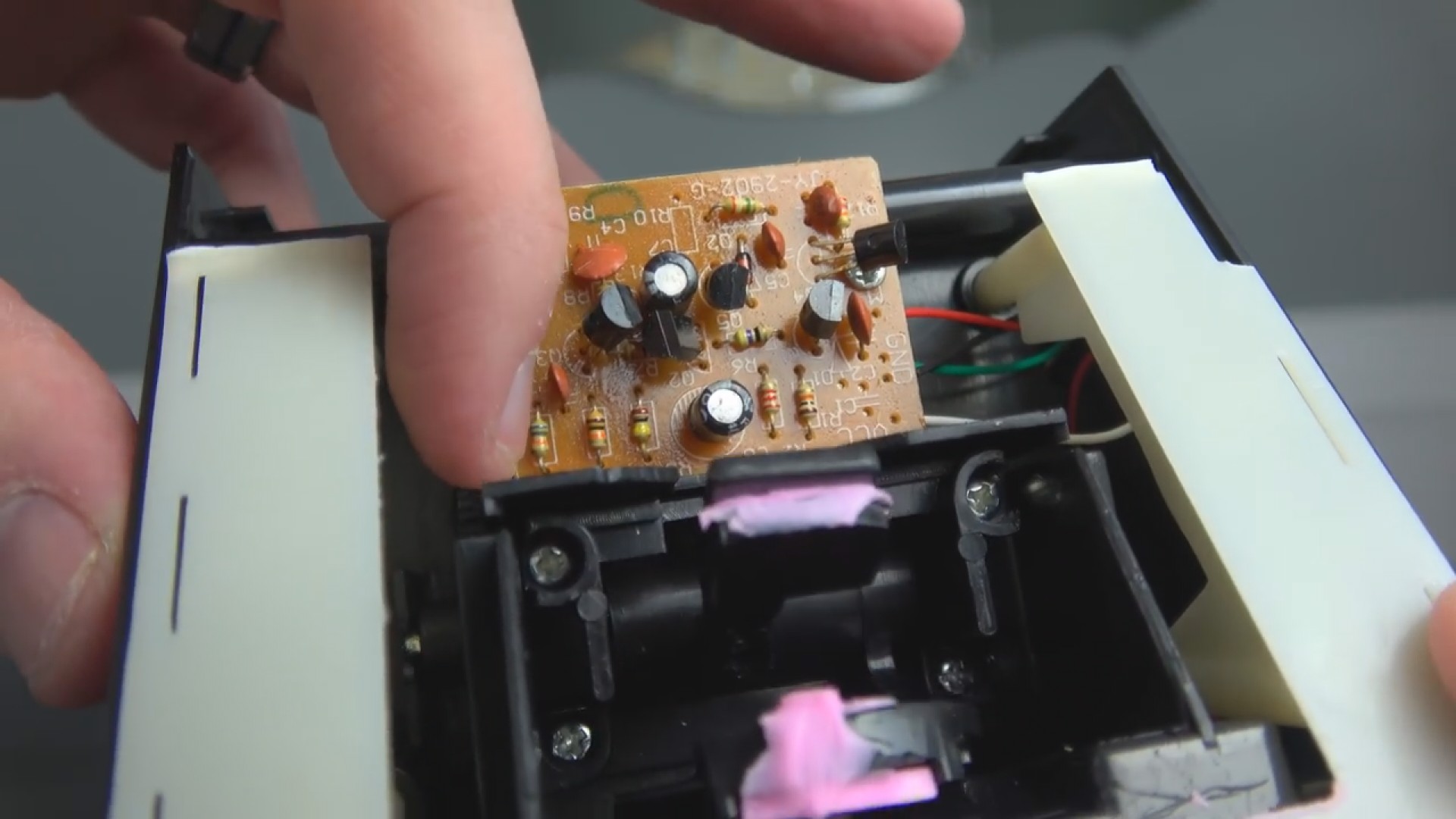 国外一种存钱罐,表情丰富吸引众人,撕开看看里面到底是什么