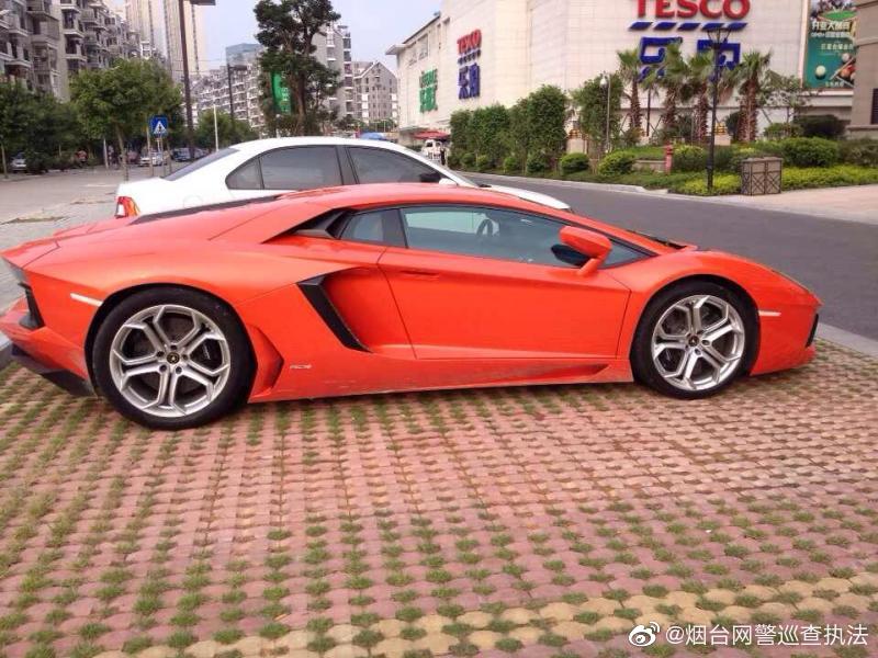 小心买卖二手车中的陷阱和骗局H
     
 从电灯、电话到如今的手机、