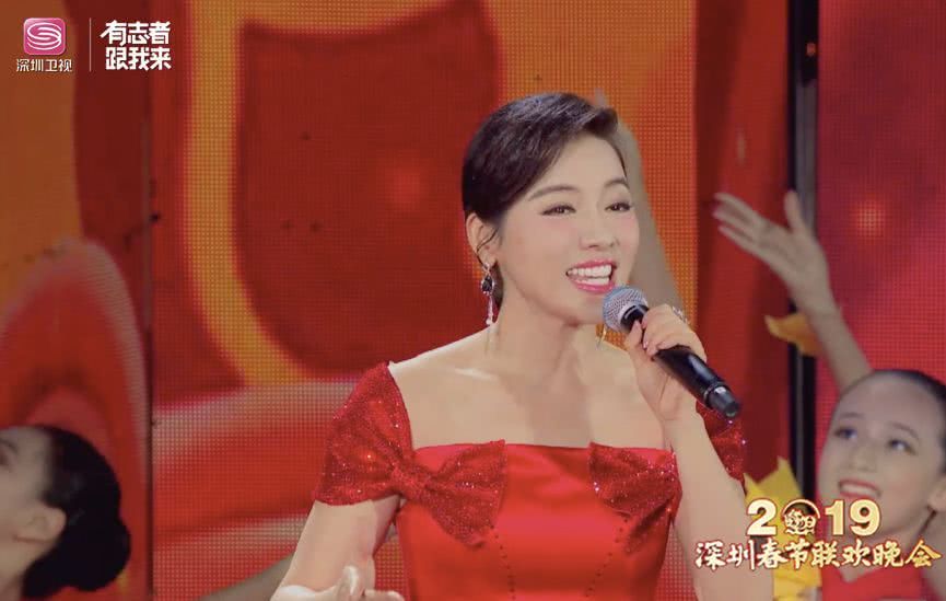 欢乐颂》,谭维维演唱的《南方有座山》,陈思思演唱的《南国花儿艳》