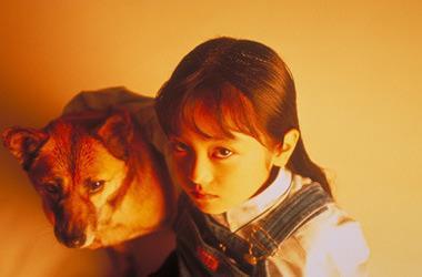 12岁红遍亚洲,初恋被母亲抢走成为继父,还因"童颜"导致转型失|安达佑