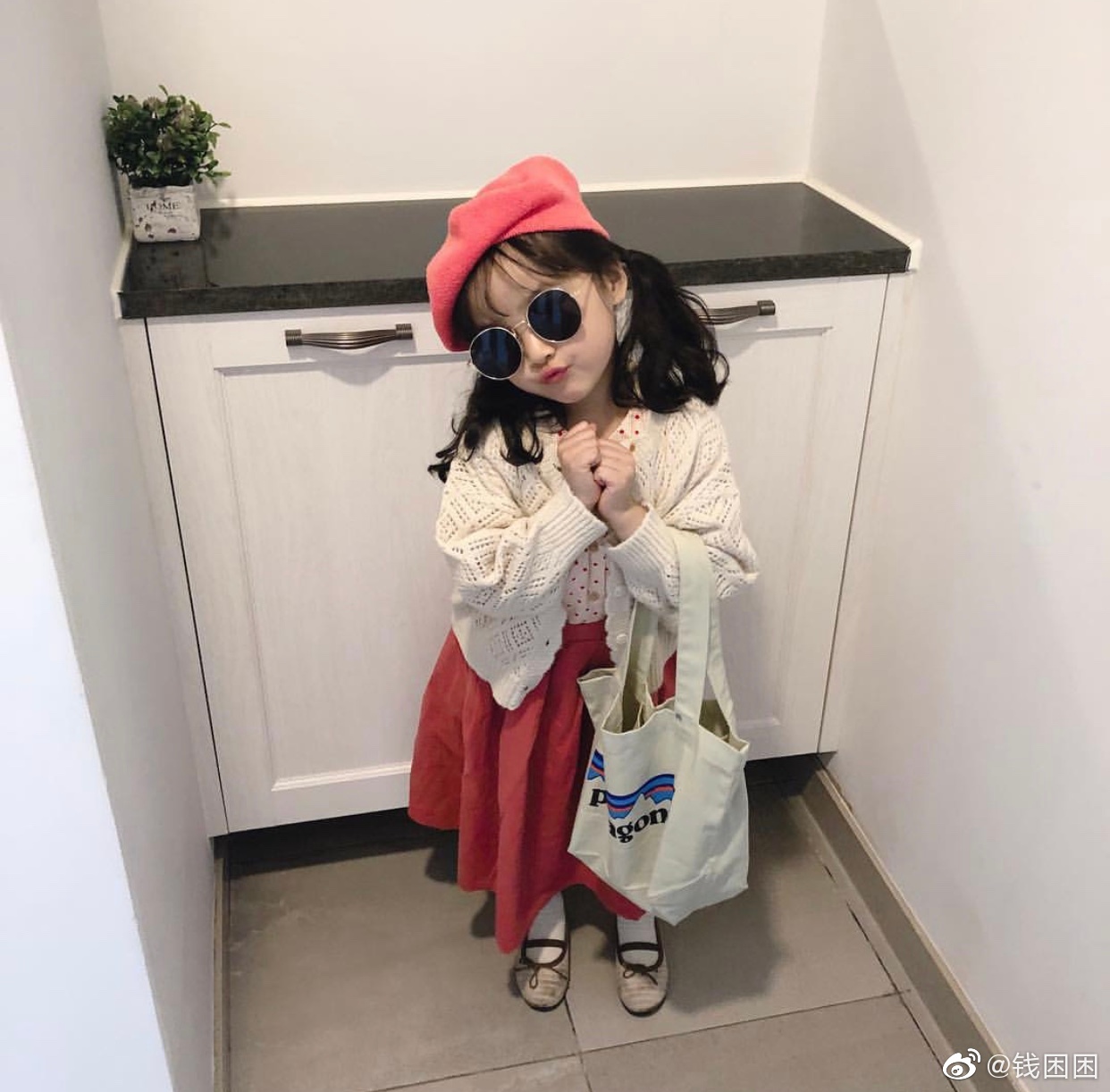 看到权律二妈妈发的照片权律二今天七岁啦时间过得真快