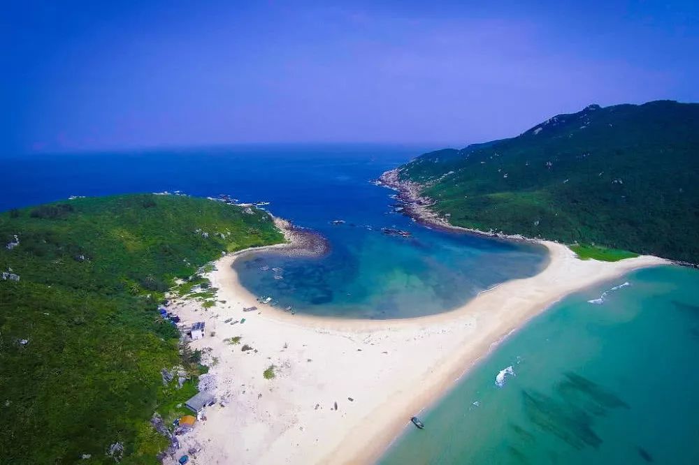 赏海观山的旅游处女地——大洲岛,石奇海美,海水清澈见底