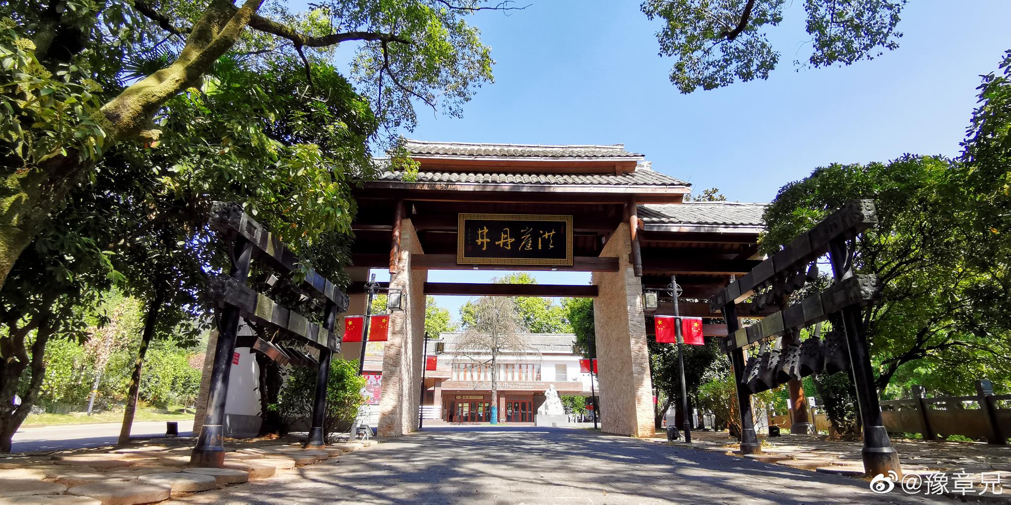 位于湾里的洪崖丹井为古南昌十景之一是中国音乐鼻祖伶伦修炼地