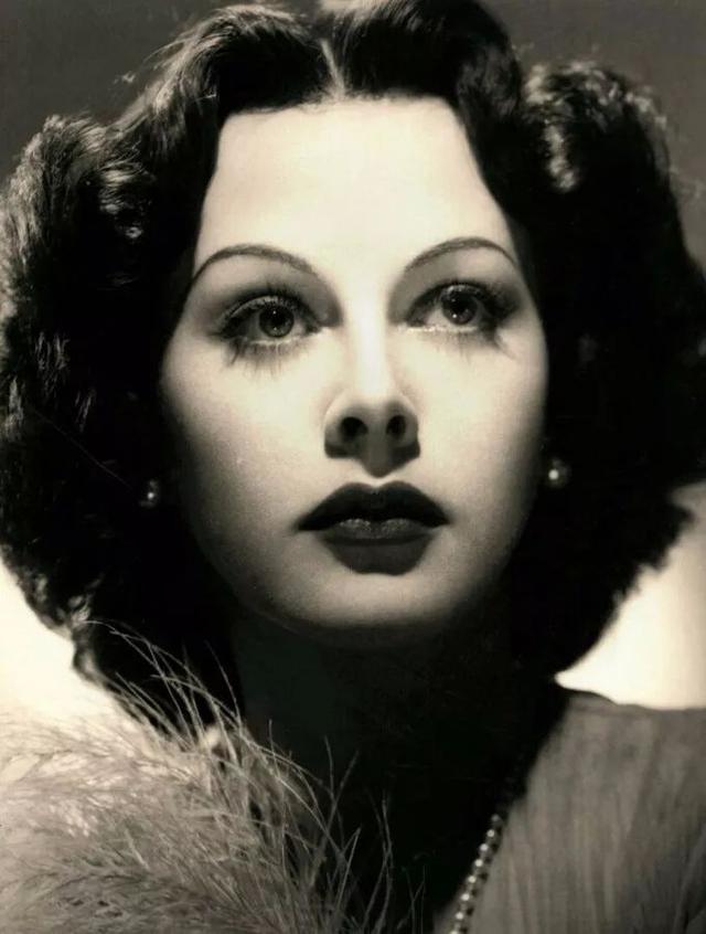 海蒂拉玛被誉为世界最美的女人一位传奇女性真正跨界之王