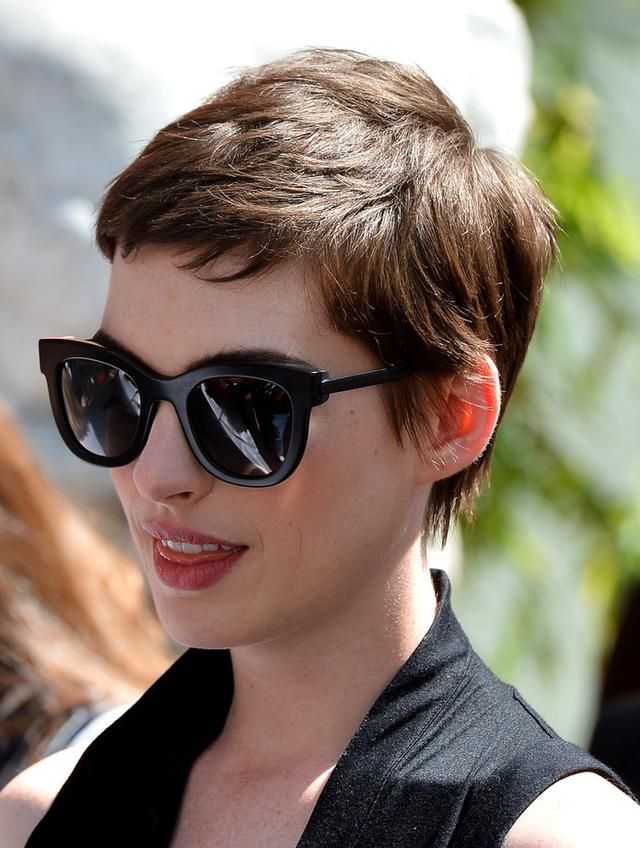 安妮海瑟薇的9个短发造型留精灵头最好看的女星