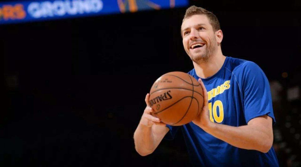 nba隐藏的富二代:大卫李他爷捐款7000万,一人是皇室家族王子