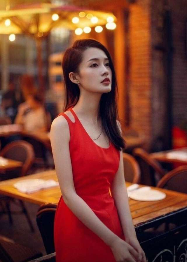 余年庆》风波后,李沁电影《诛仙》已杀青,陆雪