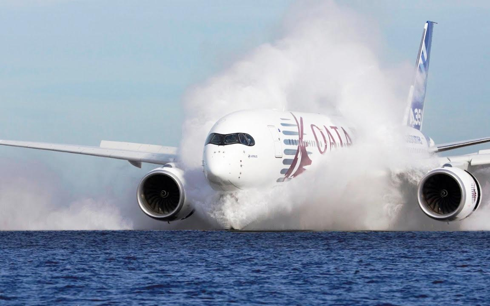 5大不可能完成的飞机迫降第1名美国飞行员水上降落堪称奇迹