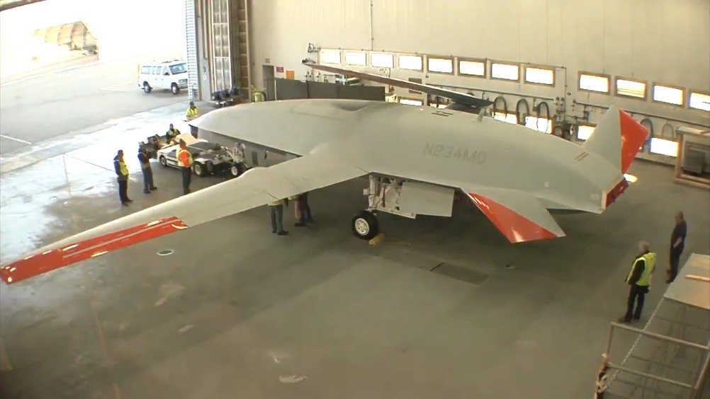 波音mq-25"黄貂鱼"无人加油机原型机喷涂带橙色的飞行测试涂装