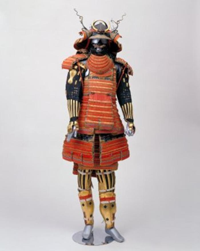 这是清朝乾隆皇帝的御用兵器,为琉球进贡之物,清宫旧藏,现藏故宫