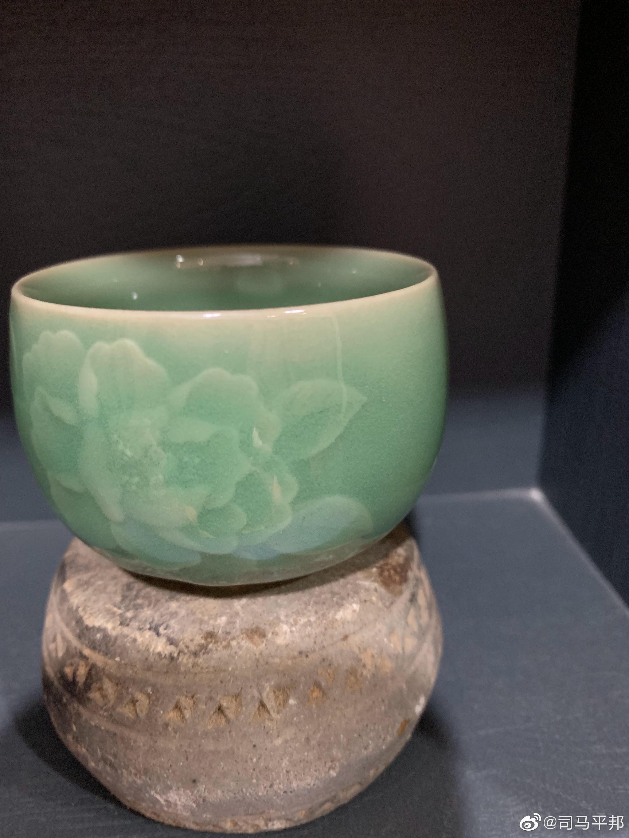 龙泉市,青瓷大家王武先生的作品.