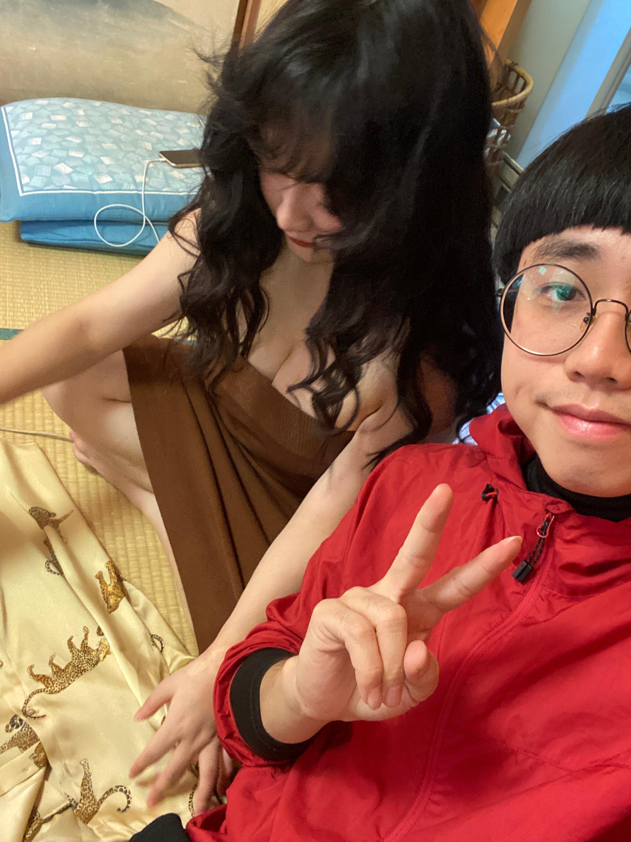 做男人不容易……@野百合lily9 @媛媛glory @sasanico