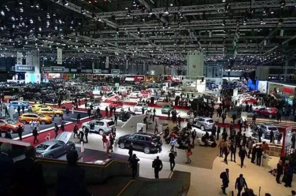 途锐R、奔驰E级PHEV成“新宠”，日内瓦车展新能源车型抢先看