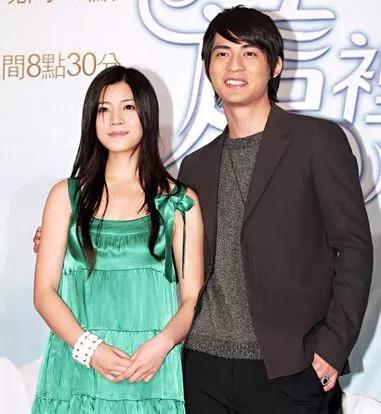 他俩终于又营业了…|倪安东|柯有伦|陈妍希_新浪新闻