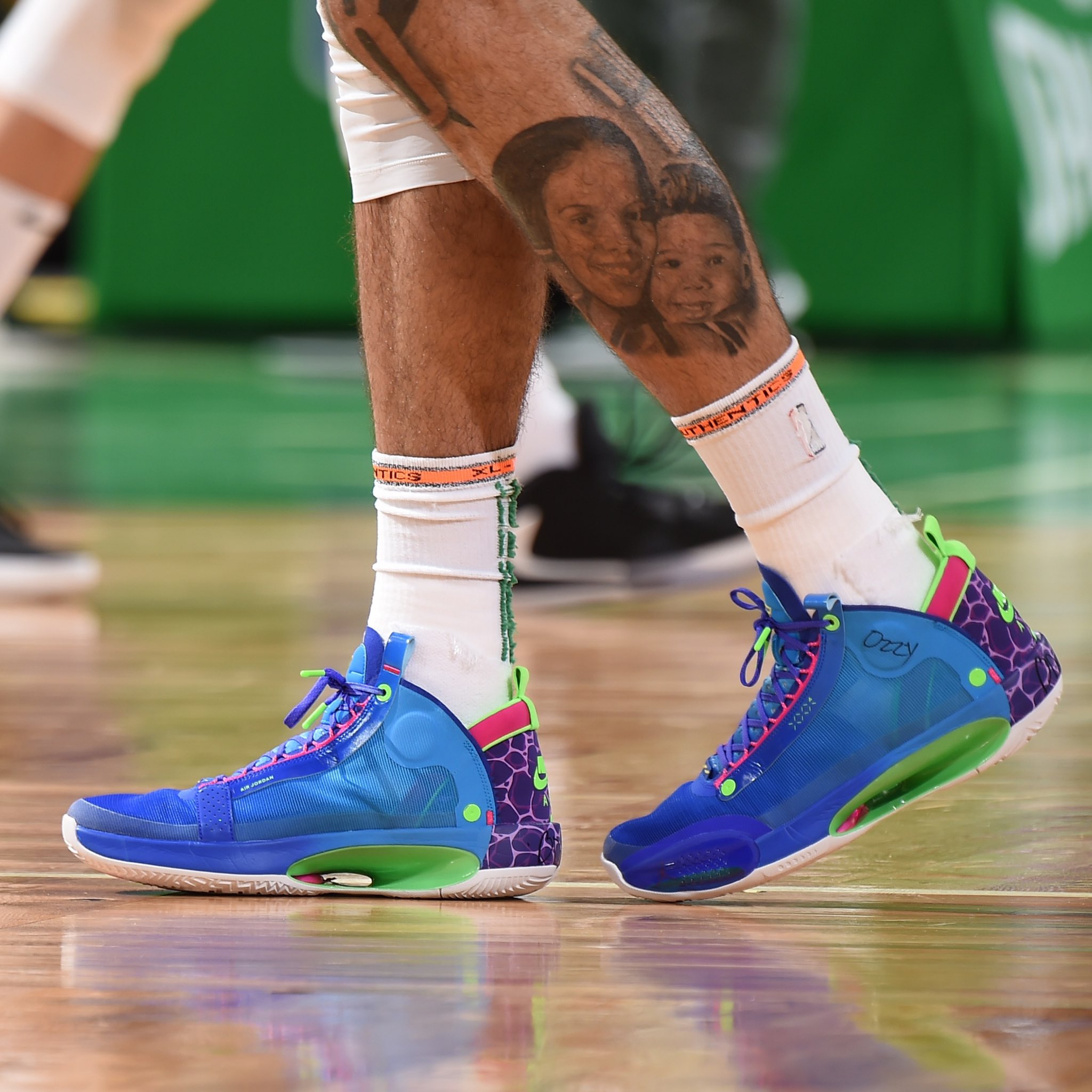 塔图姆上脚的aj 34