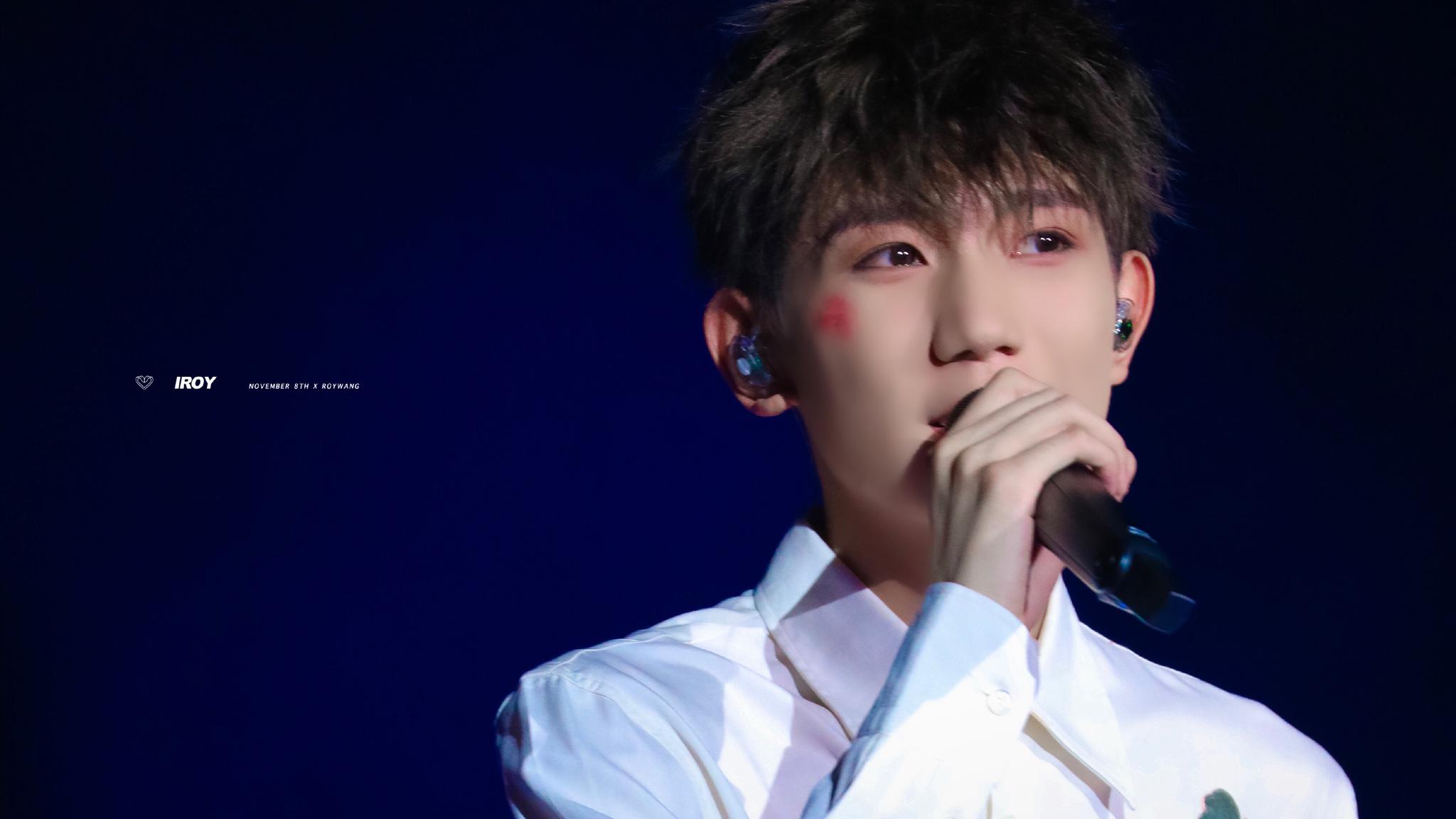 王源上伯克利音乐学院招生ppt"singer and songwriter"被实力认可