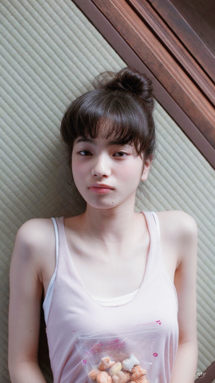 小松菜奈 白白软软的少女颜