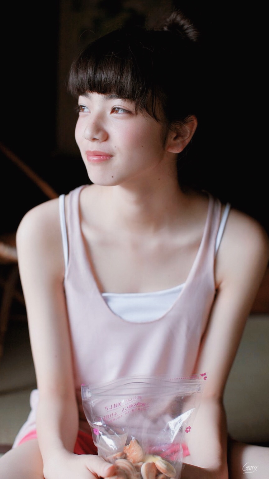 小松菜奈 白白软软的少女颜