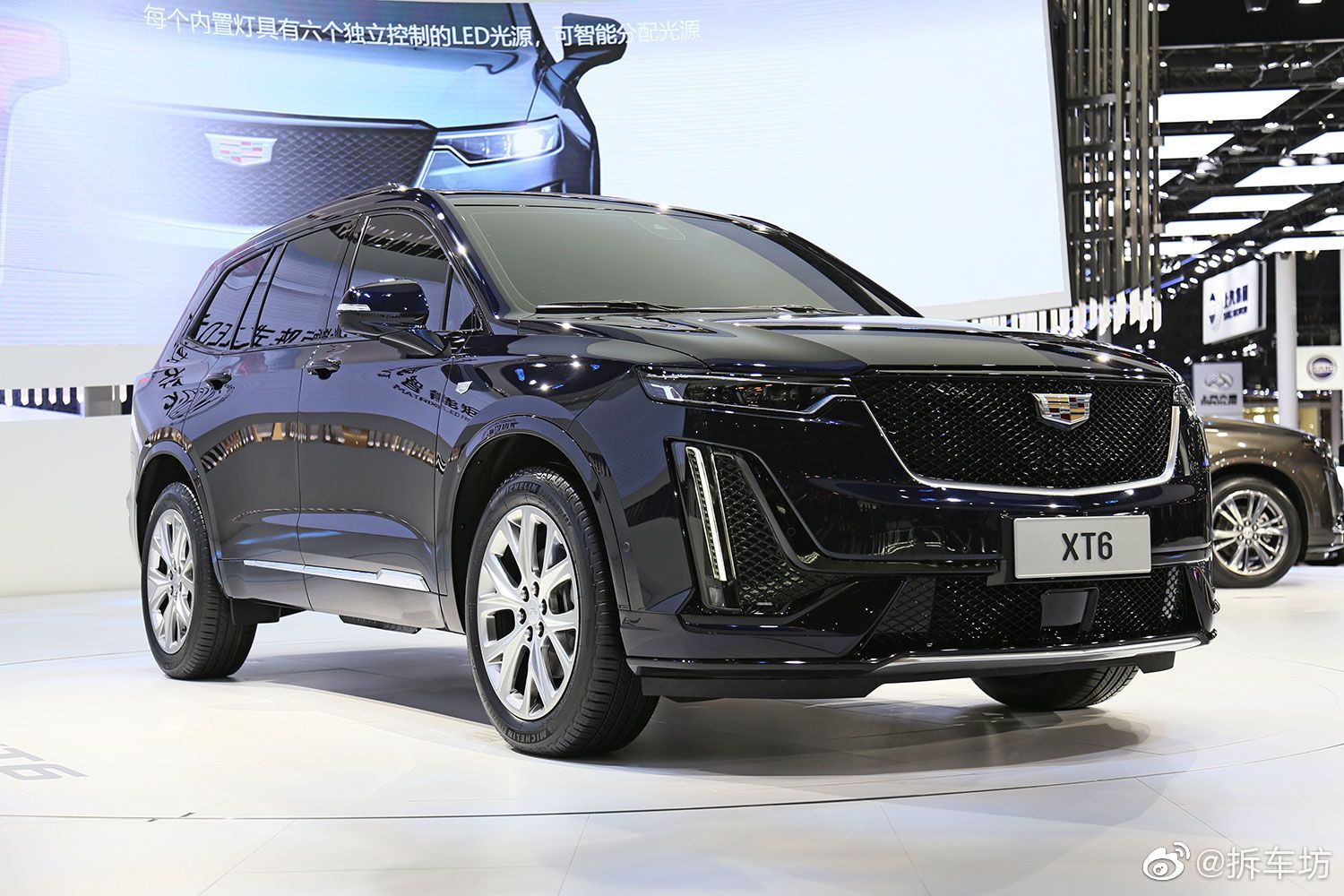 4月16日凯迪拉克xt6在上海车展正式亮相新车定位中大型suv