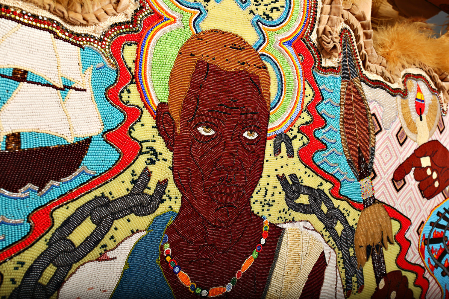 手工制作的复杂珠饰装饰狂欢节服装美国路易斯安那州艺术家 demond