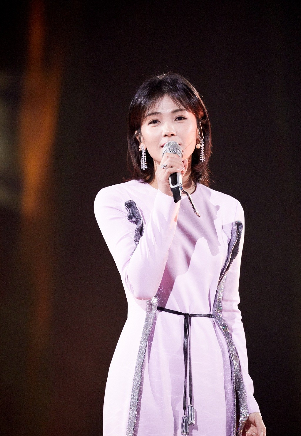 刘涛拼接裙轻松穿出a4腰,可脚一抬网友却嫌弃:又是这双驴蹄鞋