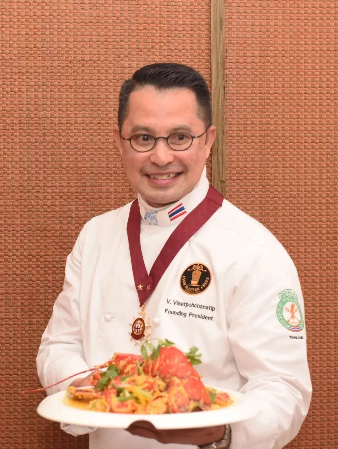 东盟食神招牌菜 |冬茵宫泰国料理:泰国皇家御厨料理,妈沙曼羊排__财经