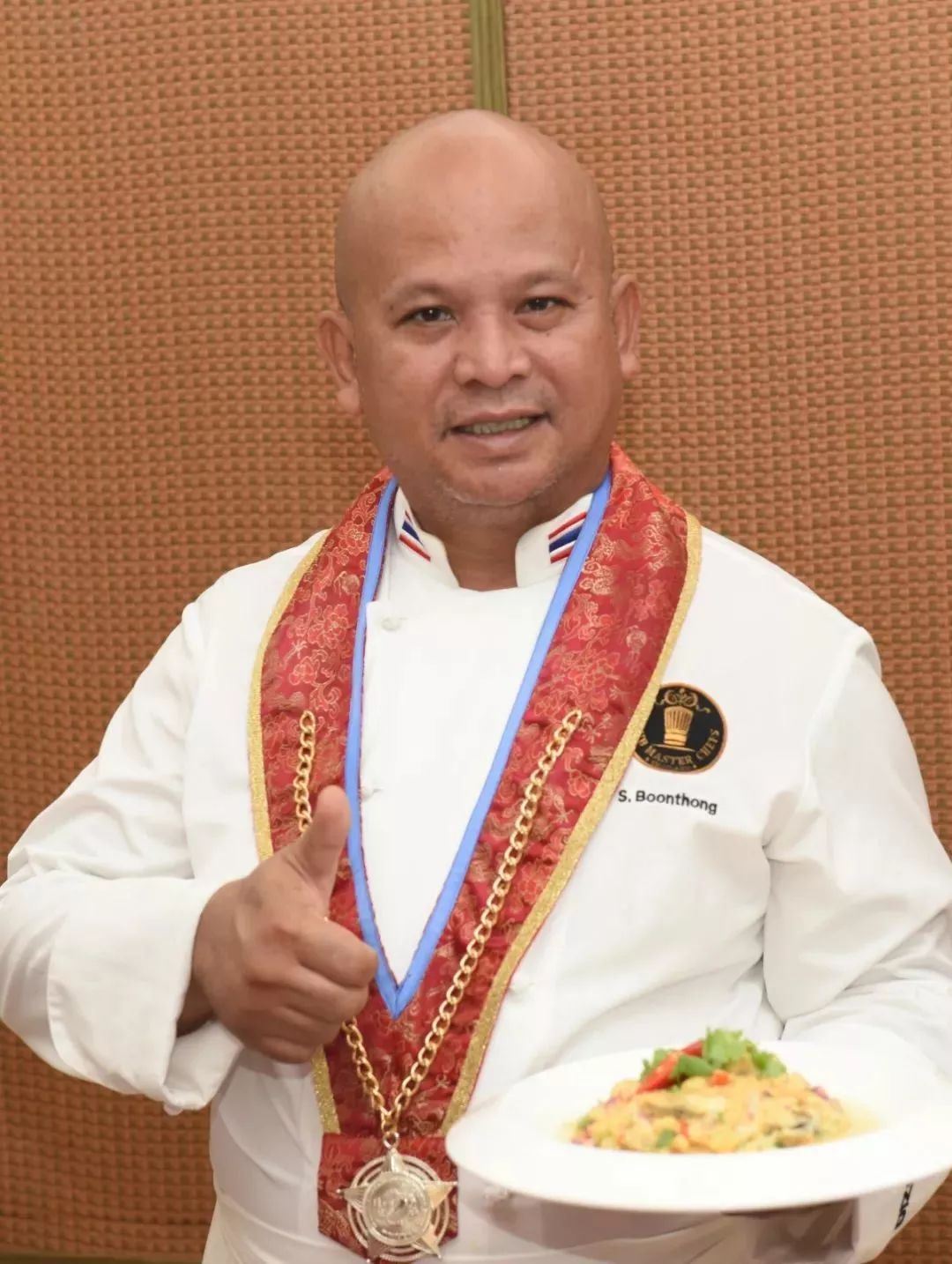 东盟食神招牌菜 |冬茵宫泰国料理:泰国皇家御厨料理,妈沙曼羊排__财经