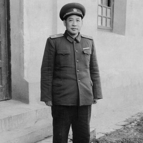 张树芝1915年生于陕西华容县,15岁就参加了红军.