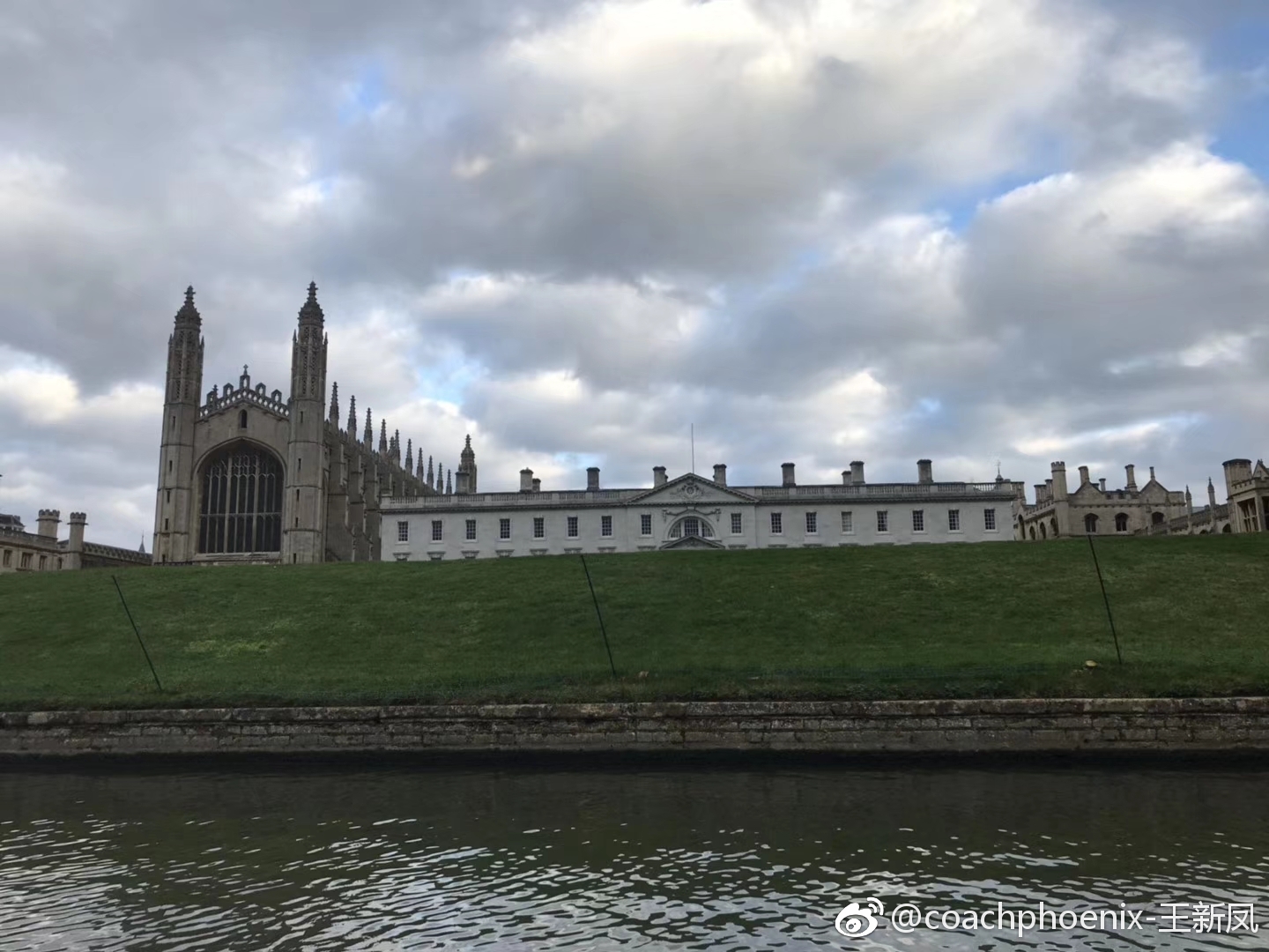 英国剑桥大学，一个充满历史沧桑感的地方里一个神秘的故事|飞行员|美军|苏联|唐纳德|第三部_新浪新闻