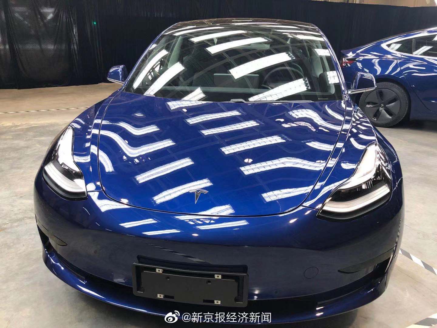 直击特斯拉上海超级工厂首次开放，model3国产试驾