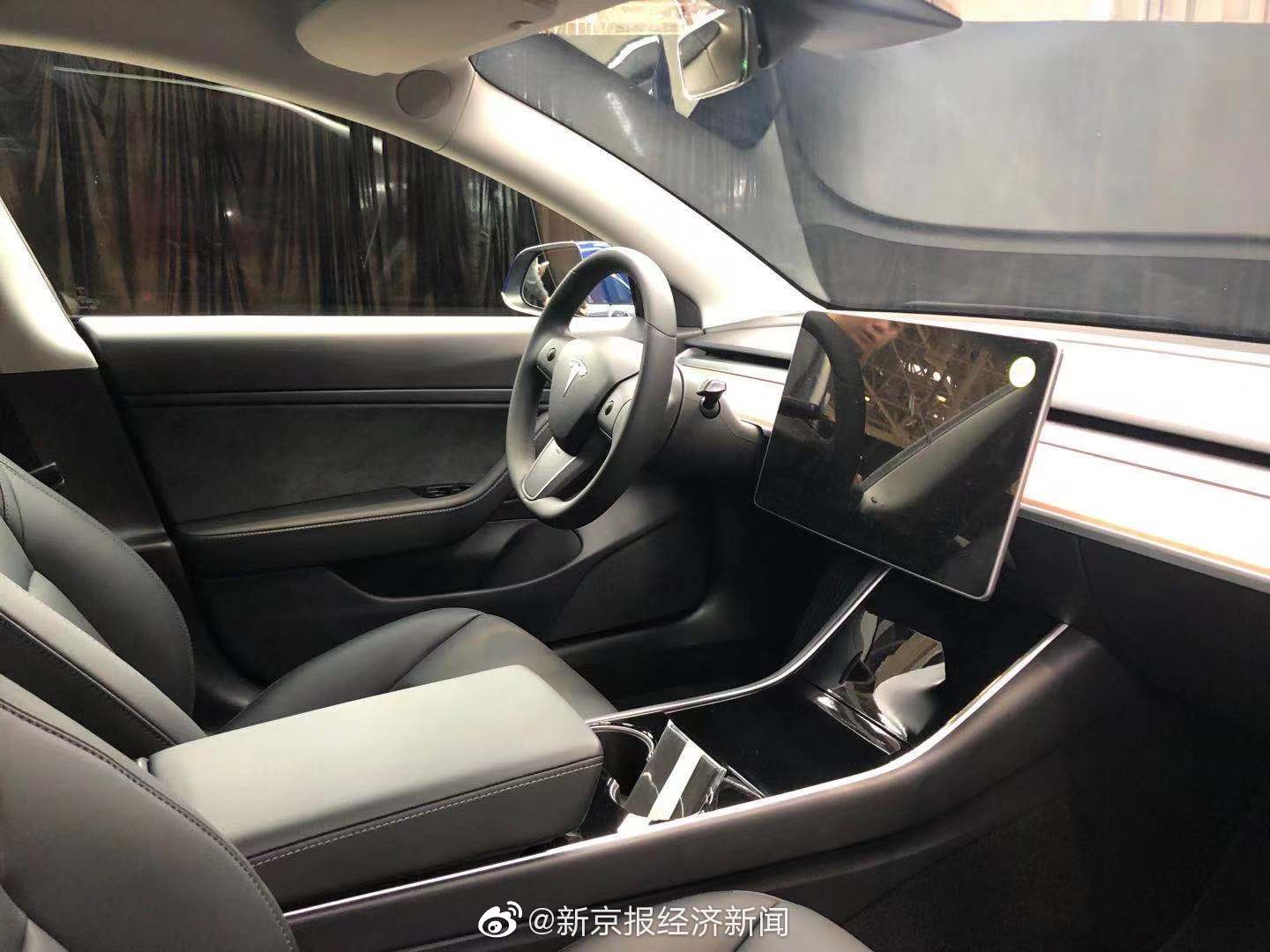 直击特斯拉上海超级工厂首次开放，model3国产试驾