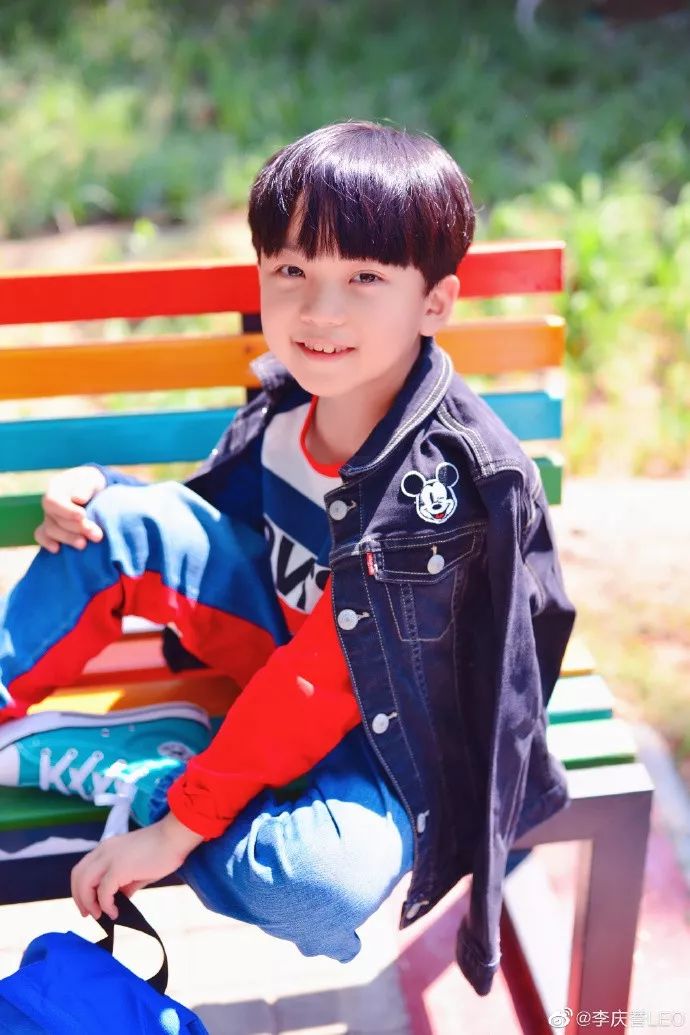 美代李庆誉日常生活搭配像一本行走的时尚教科书