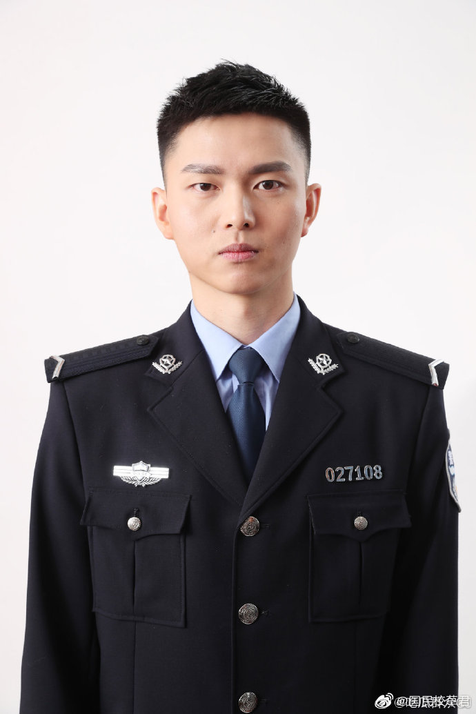 今天了的小唐哥周世奇警官曹家渡男团颜值真高啊
