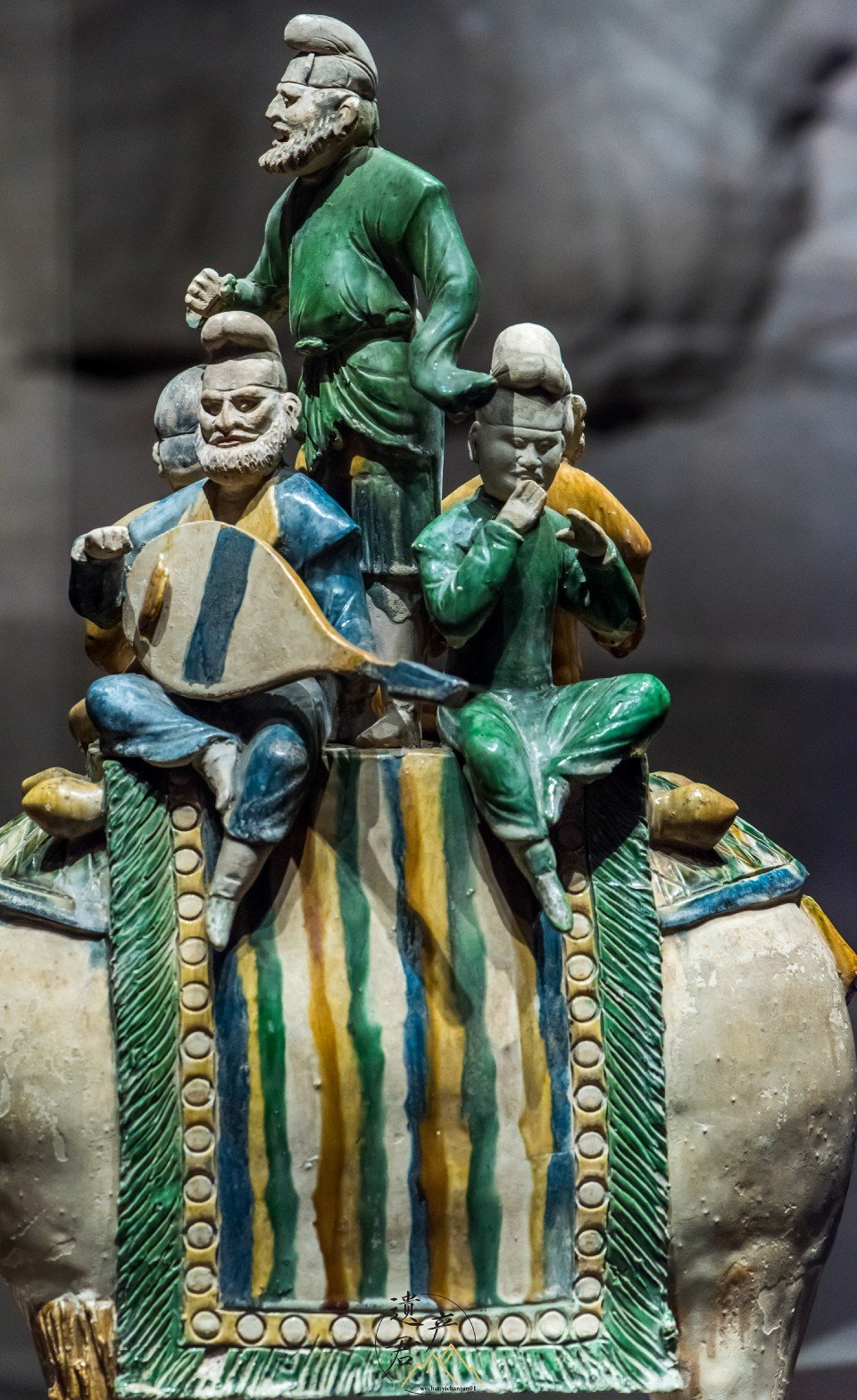 中国国家博物馆唐三彩釉陶骆驼载乐俑