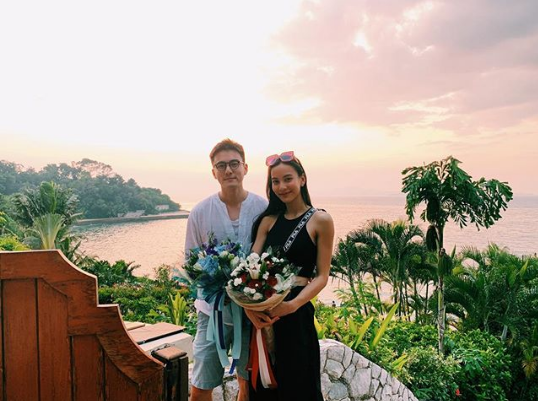 泰星weir和女友隔空秀恩爱thanwa和女友大方秀