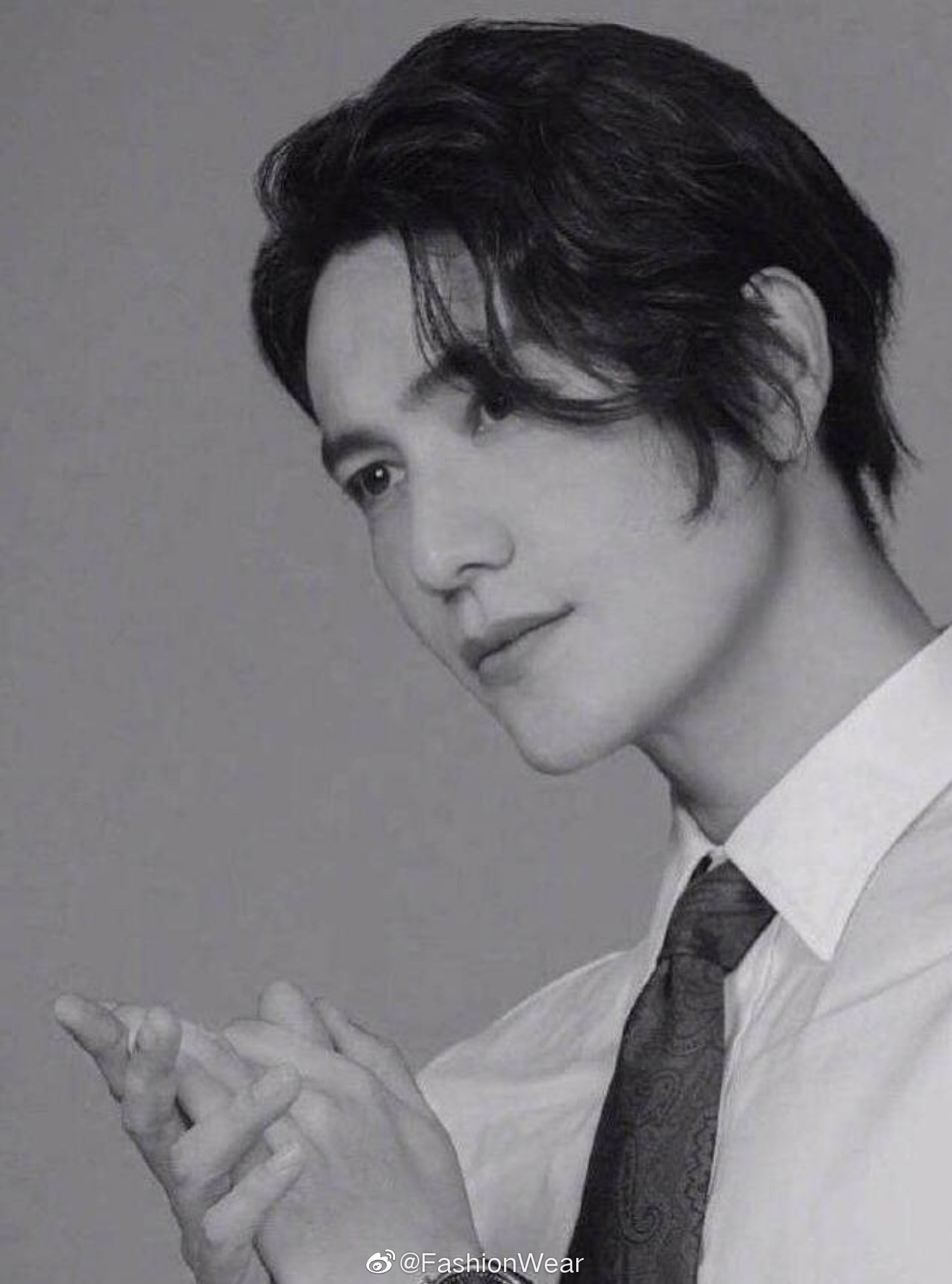 兼具斯文败类和文艺气息的男明星中长发_高清图集_新浪网
